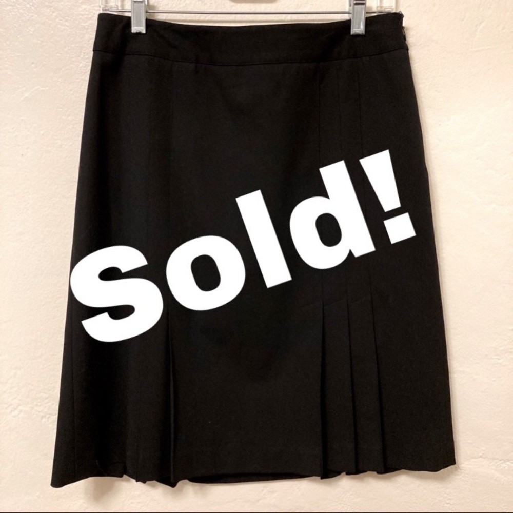 Ann Taylor Loft Pleated Pencil Skirt